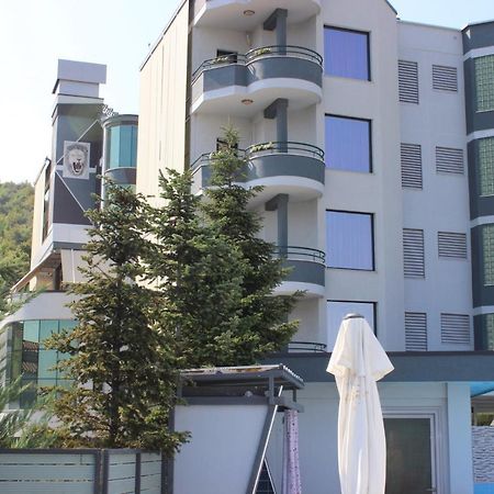 Luander Hotel Tiranë Ngoại thất bức ảnh