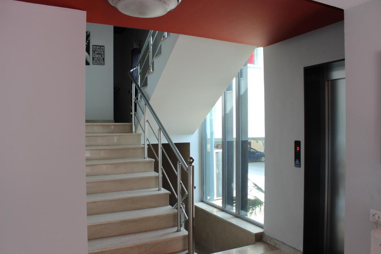 Luander Hotel Tiranë Ngoại thất bức ảnh