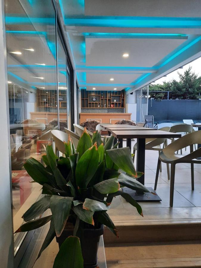 Luander Hotel Tiranë Ngoại thất bức ảnh
